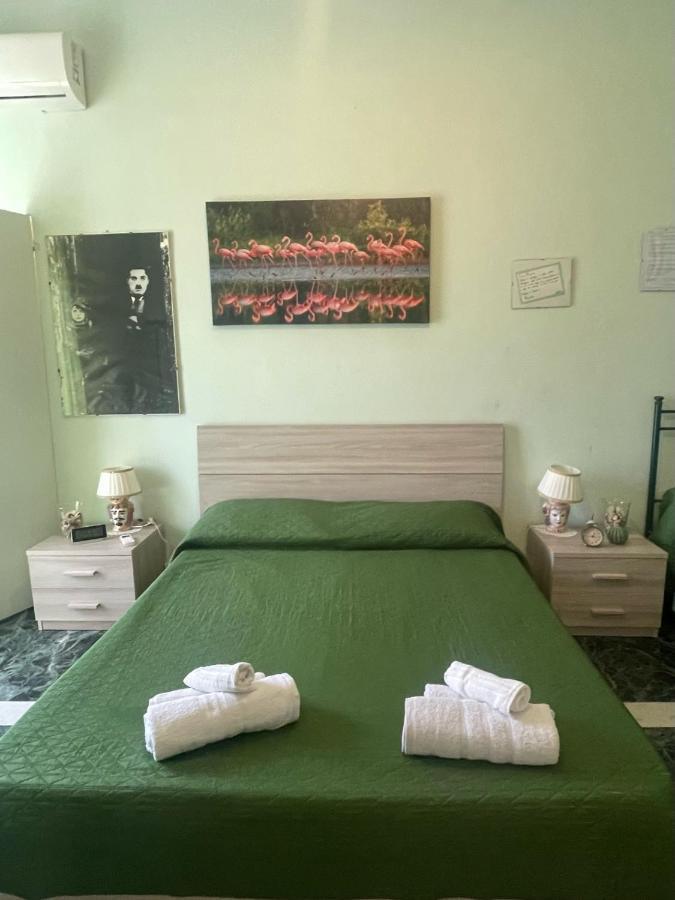Maya'S Apartment Close To Ballaro Market And Central Station Palermo Exterior photo